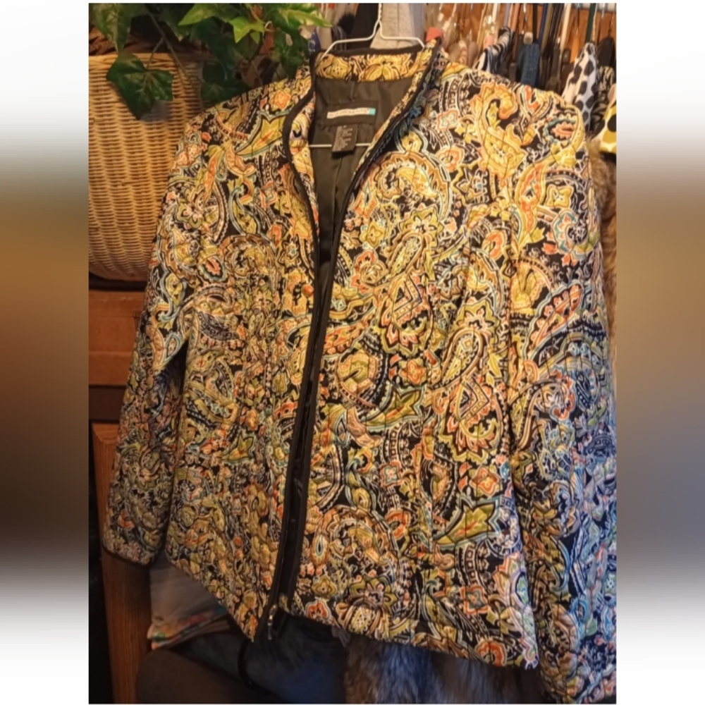 Requirements Womens Quilted Medium Jacket